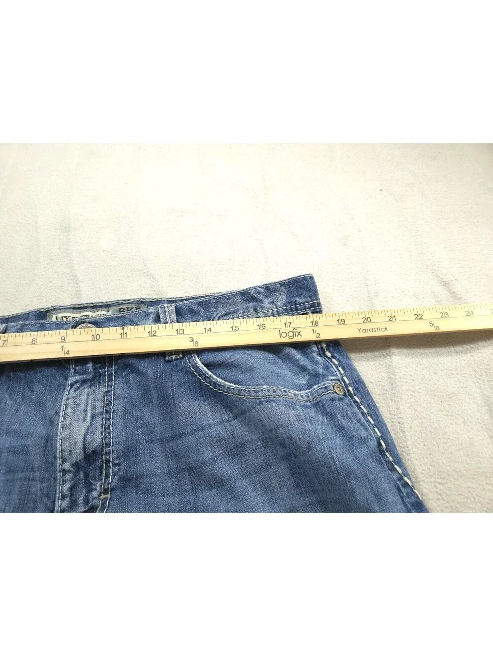 BKE Buckle Shorts Mens 36 Tyler Straight Denim Jorts Cutoffs Light Stone Stretch
